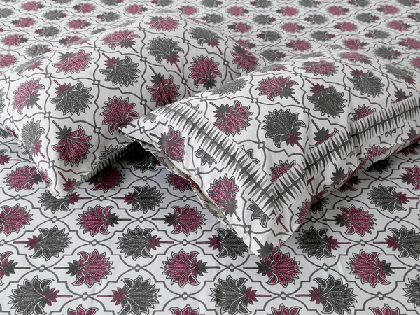 Pink_Cotton_Lotus_Harmony_Double_Bedsheet_With_Pillow_Cover_120X120_Cm